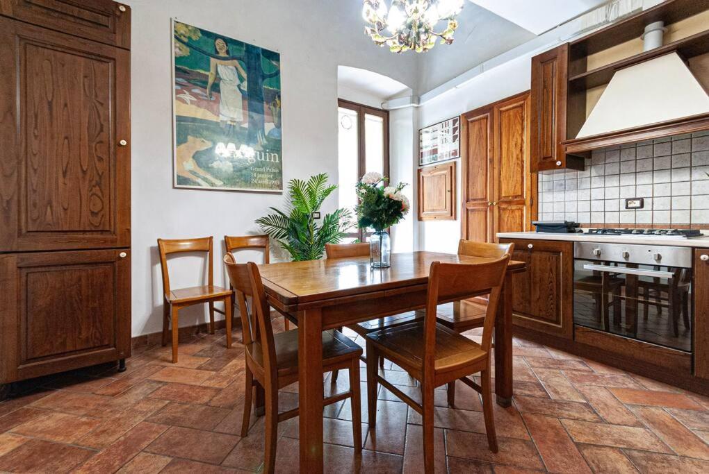 Artist's Suites *
